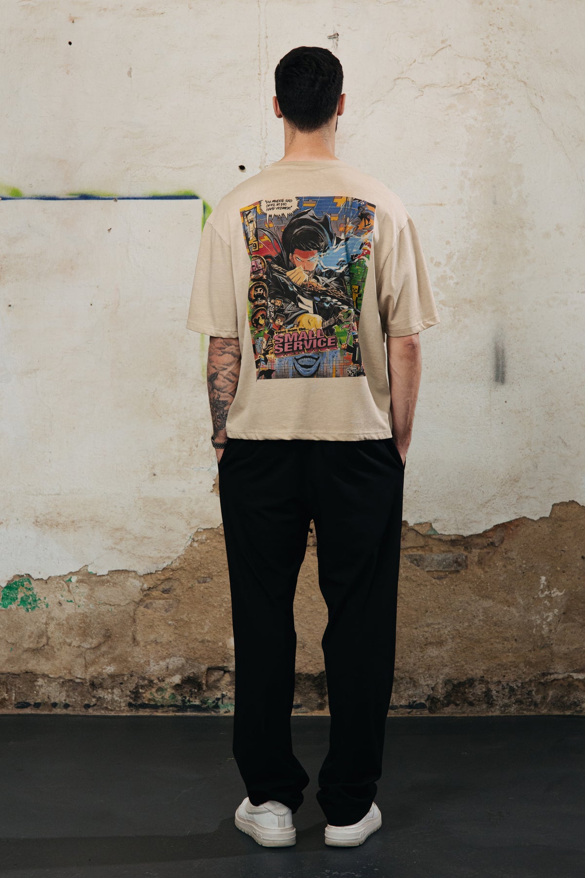 LIMITED DESIGN OVRSZ TEE x 310825 x BEIGE