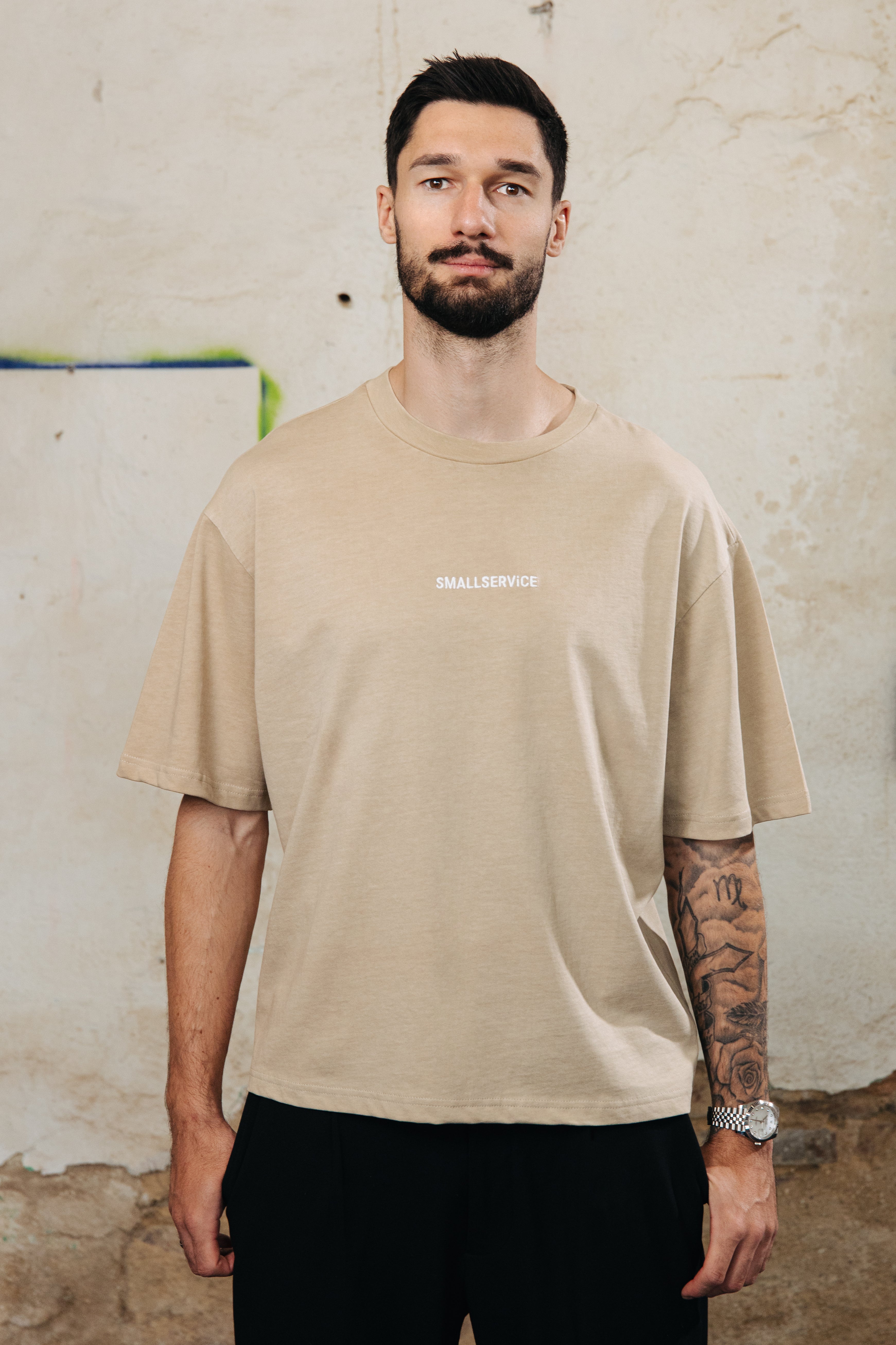 PEACH OVRSZ TEE x 310825 x BEIGE