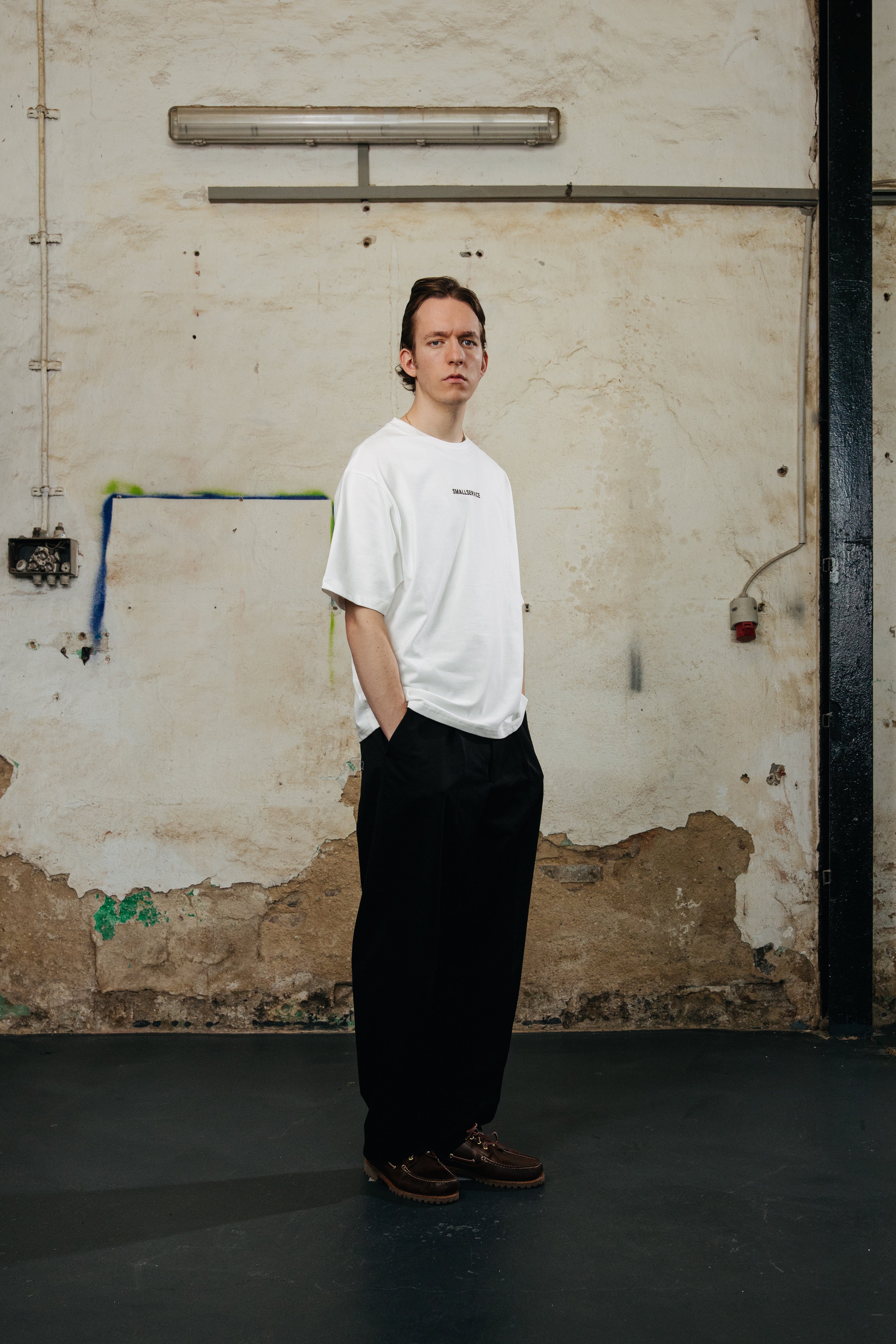 PEACH OVRSZ TEE x 310825 x WEIß