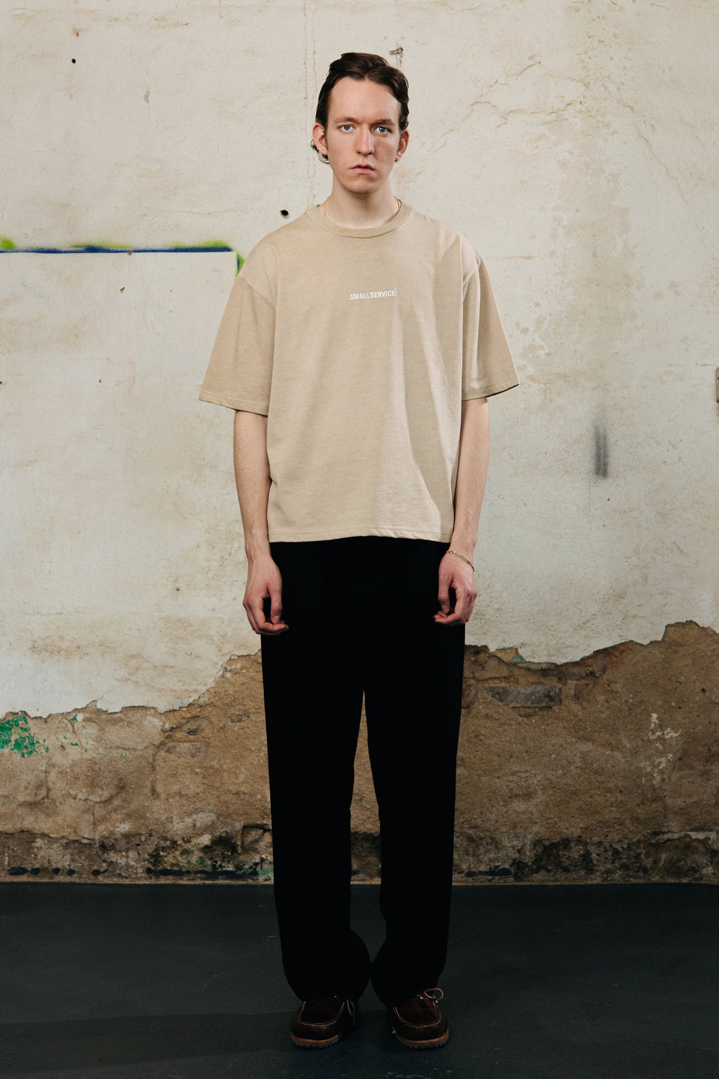 PEACH OVRSZ TEE x 310825 x BEIGE