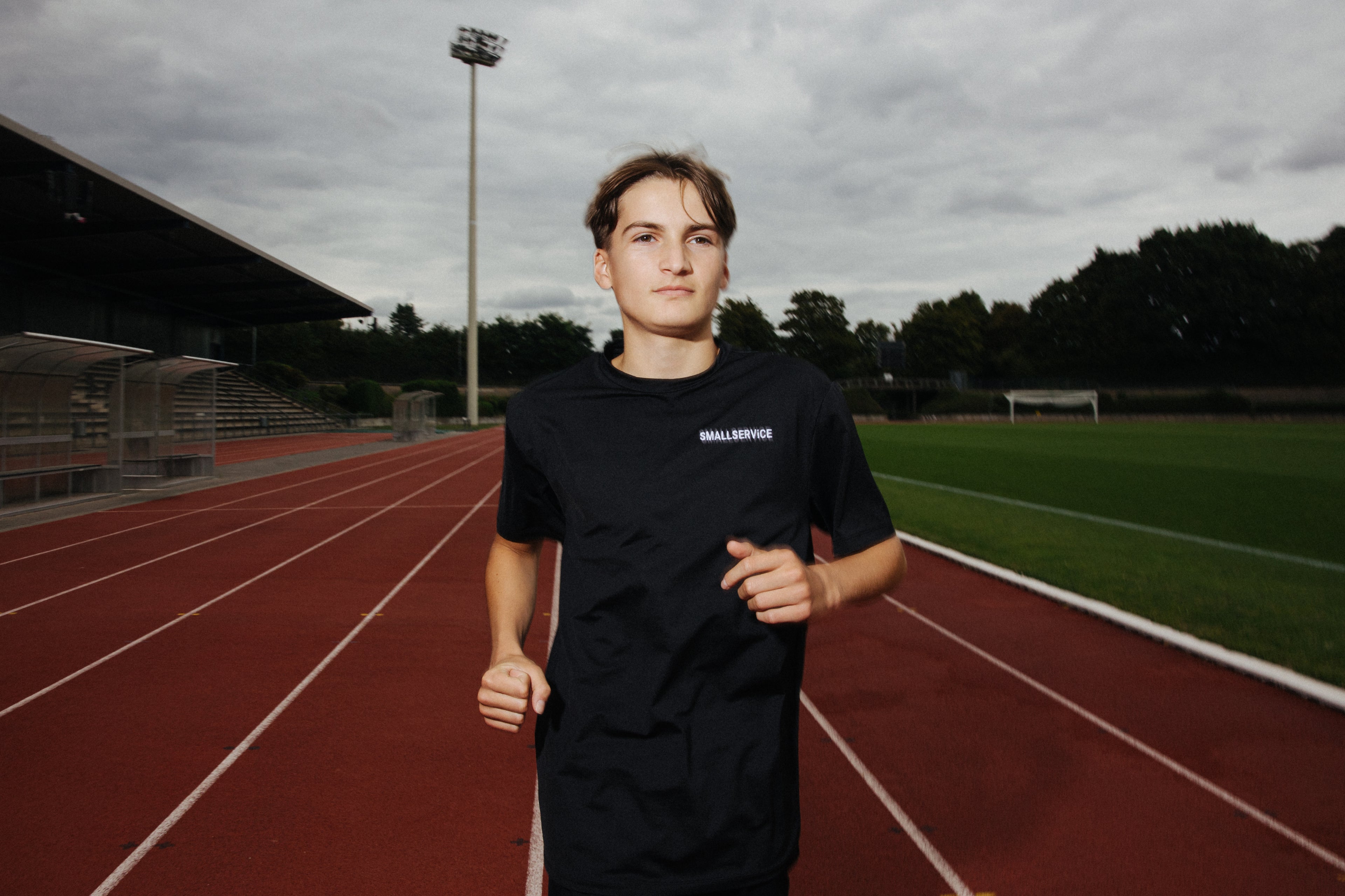 PERFORMANCE TEE x 310825