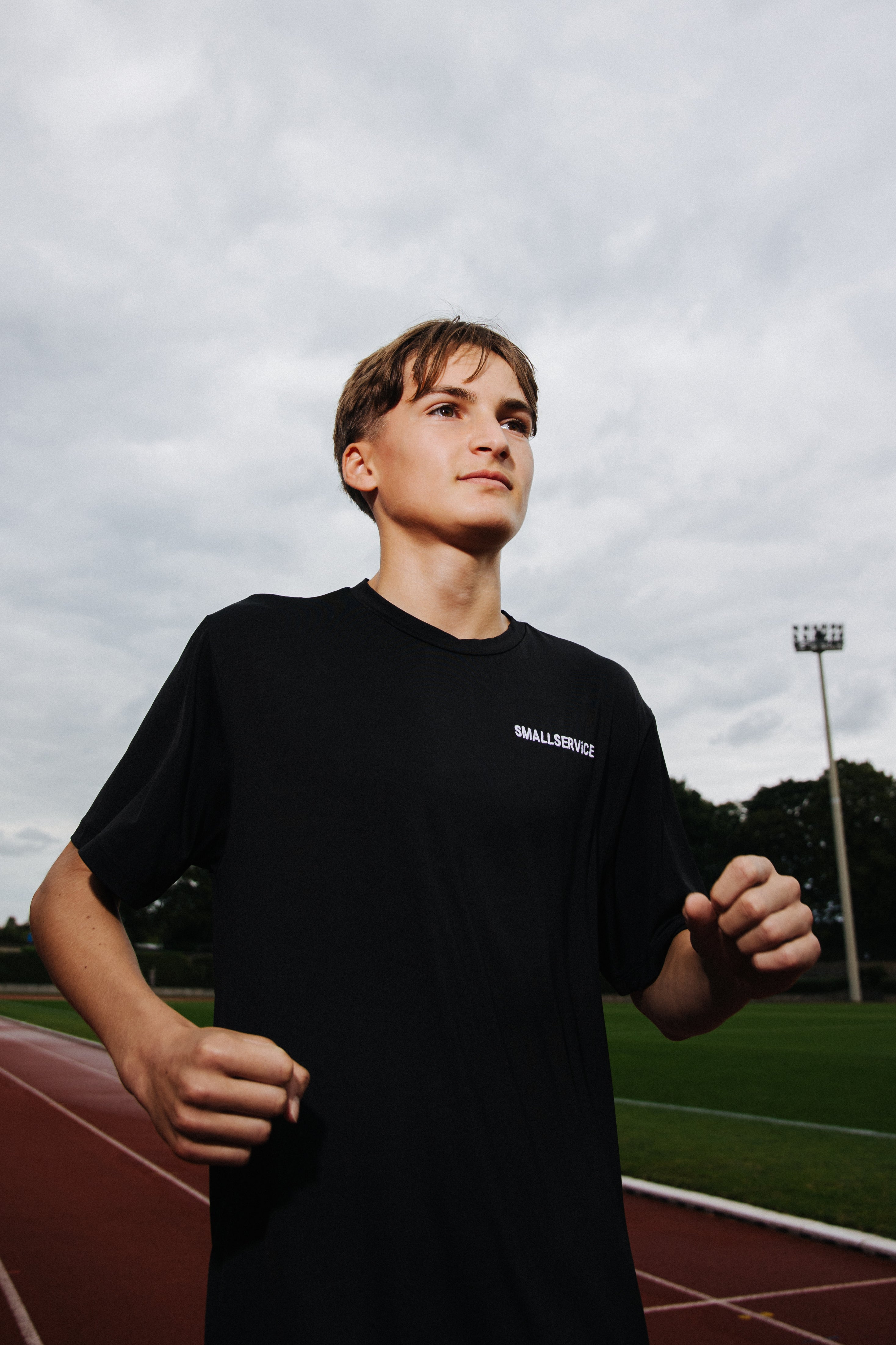 PERFORMANCE TEE x 310825