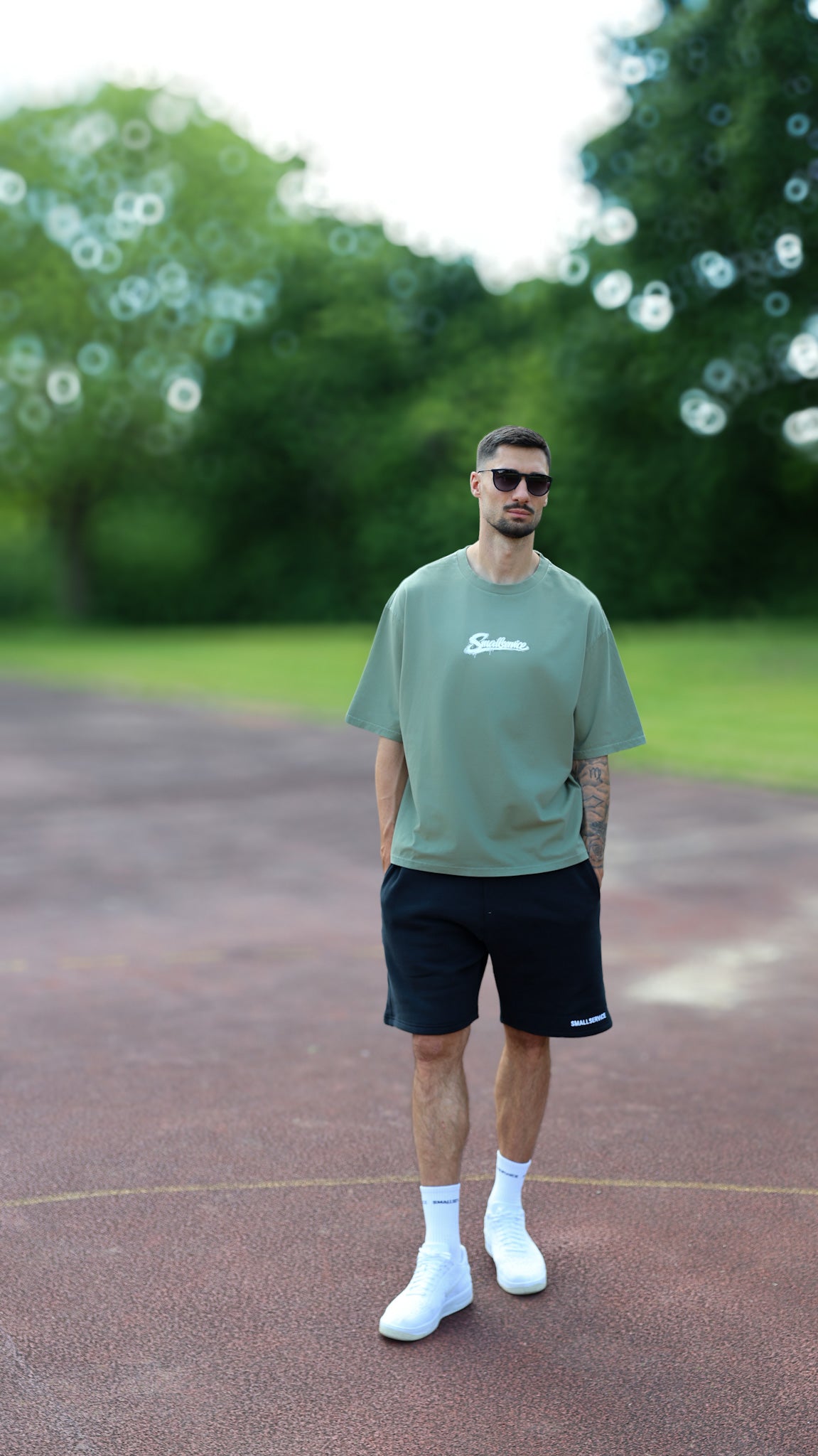 GRAFFITI SHIRT  x OLIV x KURZE VERSION